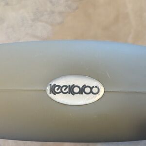 Keekaroo Peanut Changer
